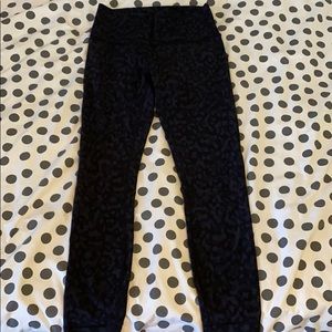 lululemon wunder under leggings size 6